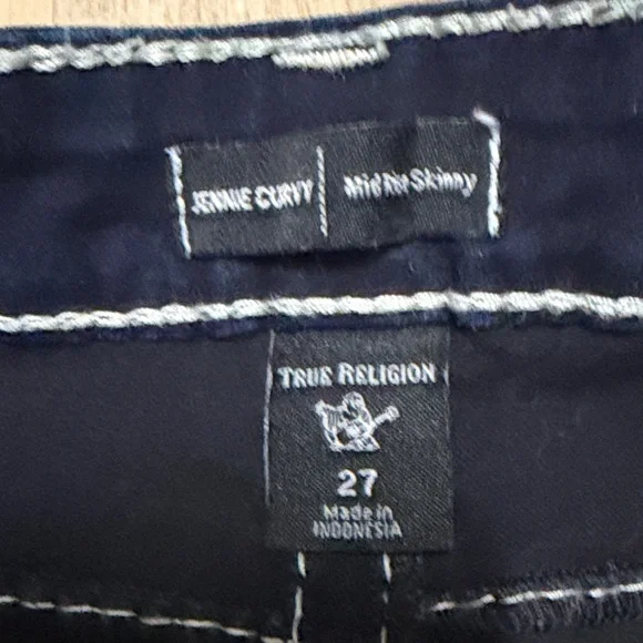 True Religion Black Skinny Jeans with Contrast White Stitching - Picture 2 of 10